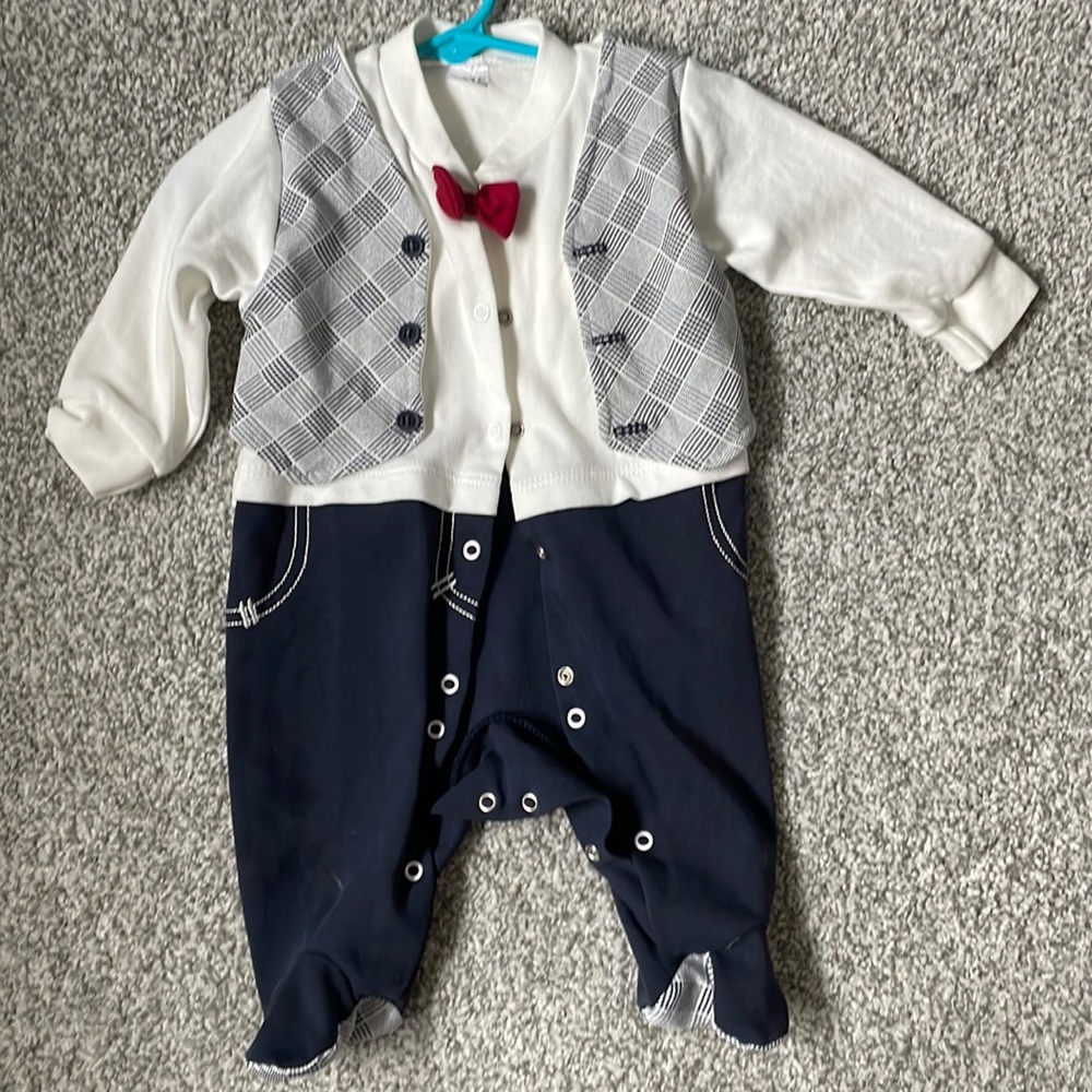 3-6 months footed outfit for baby boys.